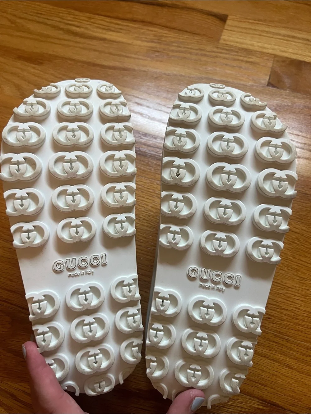 Gucci Cream Interlocking G Rubber Slide Miami size 36 comes with box